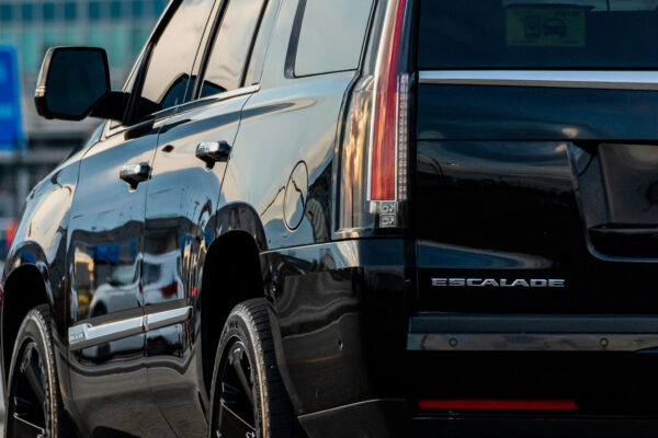 image00048 Cadillac escalade - Montréal Limousine